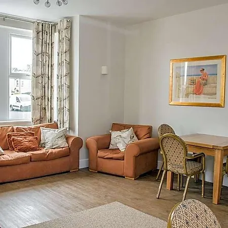Keld House 3*