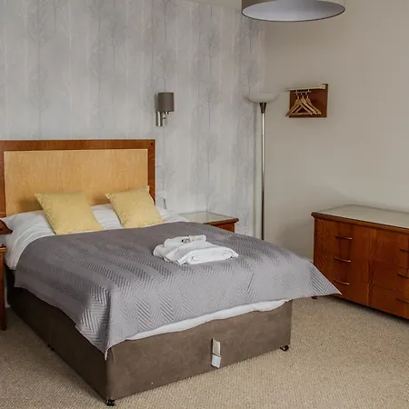 Keld House 3*