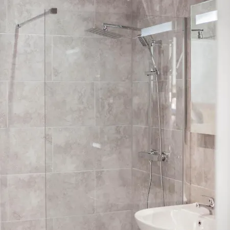 Keld House Pensjonat 3*